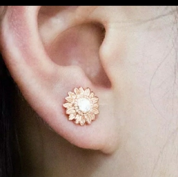 Rose Gold Sunflower Stud Earrings - Picture 3 of 5